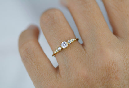 Diamond engagement ring, classic ring diamond, delicate diamond ring | R 359WD