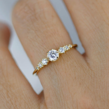 Diamond engagement ring, classic ring diamond, delicate diamond ring | R 359WD