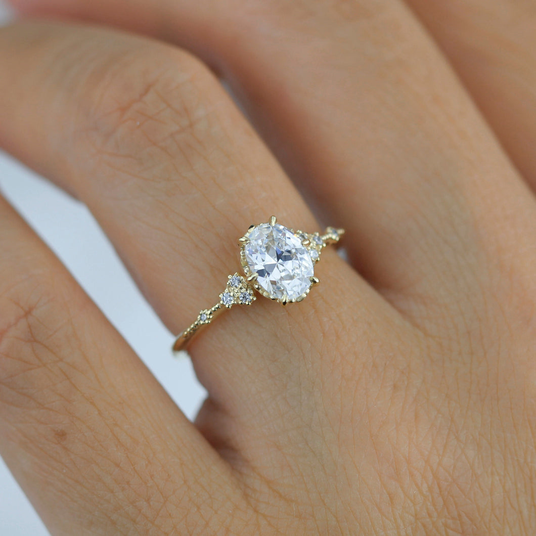 oval ring moissanite, oval moissanite and diamond ring, moissanite and diamond engagement ring |R349MOIS