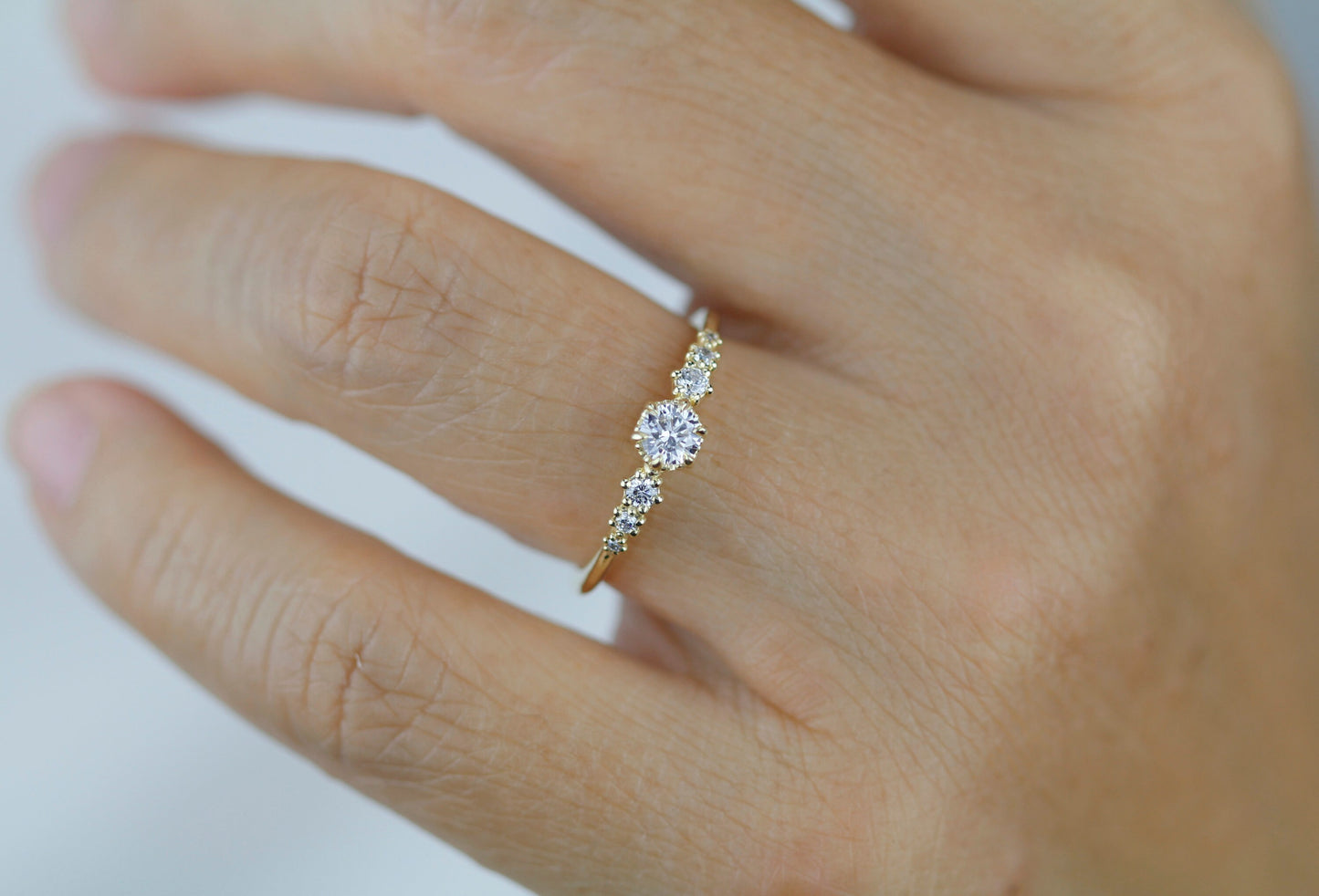 Diamond engagement ring, classic ring diamond, delicate diamond ring | R 359WD