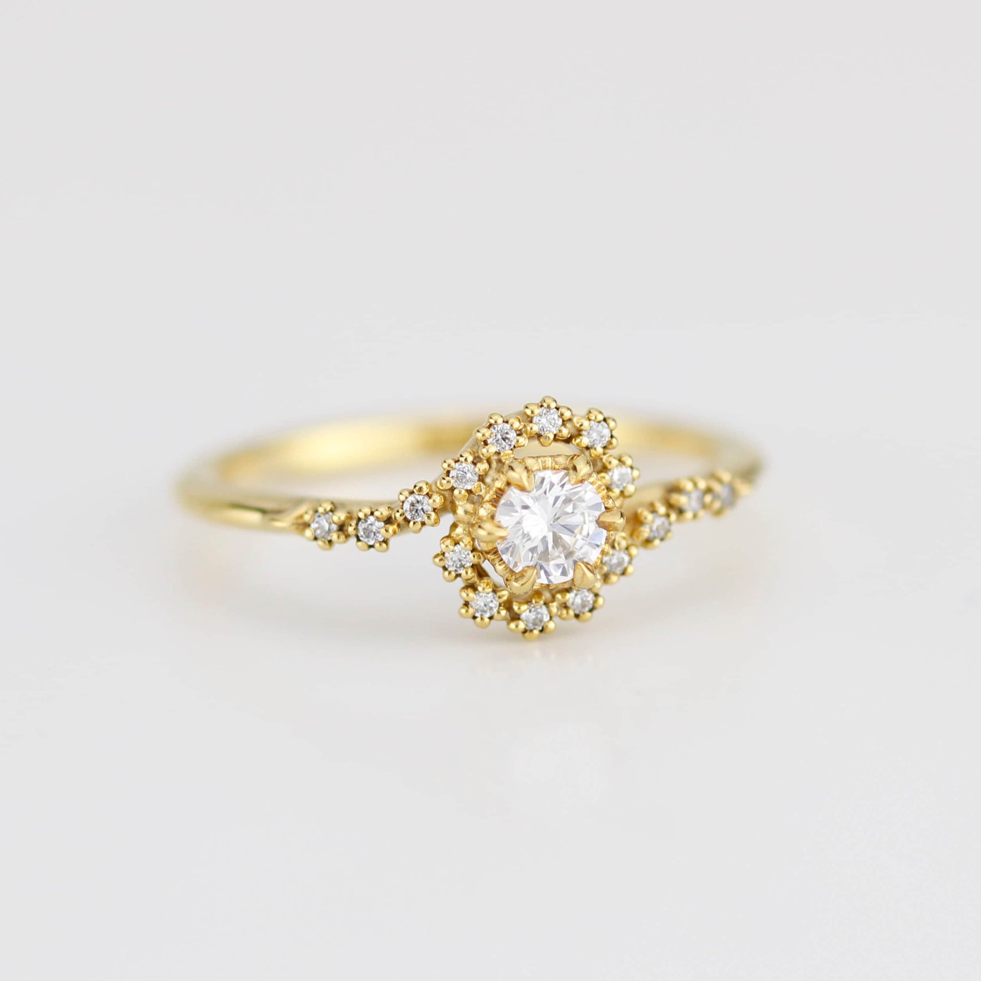 Bypass diamond ring, twisted diamond ring, swirl ring, toi et moi ring, bypass engagement ring, boho diamond ring | R 362WD
