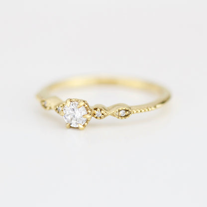 Simple diamond ring, twisted ring, cross over diamond ring, vintage ring | R 363WD