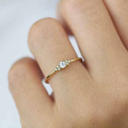 Simple diamond ring, petite diamond ring, cluster diamond ring | R 337WD