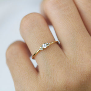 Simple diamond ring, petite diamond ring, cluster diamond ring | R 337WD