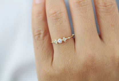 Simple engagement ring, cluster ring diamond |R 366WD