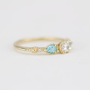 Elegant Diamond and Apatite Pear Ring in 18k Gold, simple engagement ring vintage, three stone diamond ring |R 374 Apatite