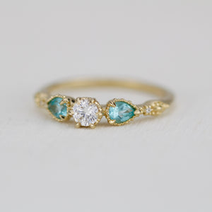 Elegant Diamond and Apatite Pear Ring in 18k Gold, simple engagement ring vintage, three stone diamond ring |R 374 Apatite